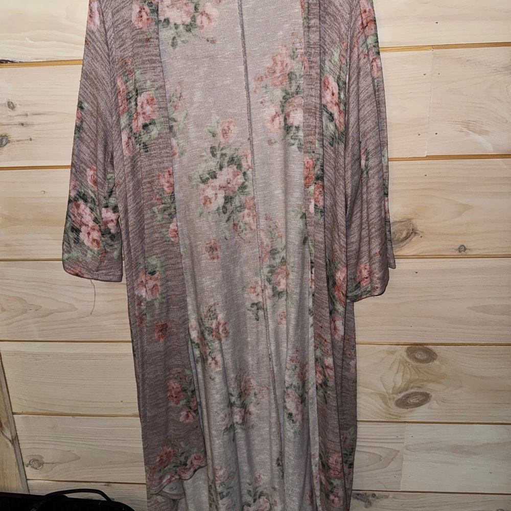 Torrid Floral Knit Cardigan in Pink and Gray